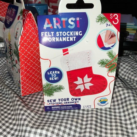 Artsi Felt Loop Tree-Loop Your Own Tree, Santa, Stocking Ornament 20 Pc Lot Of 3 - Picture 14 of 16